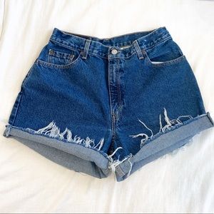 Levi’s 550 High-Rise Relaxed Fit Tapered Leg Cut Off Jeans Blue Size Small